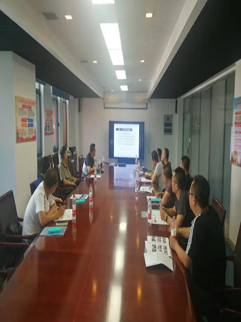 內(nèi)蒙古環(huán)境監(jiān)測(cè)站地標(biāo)現(xiàn)場(chǎng)驗(yàn)證工作