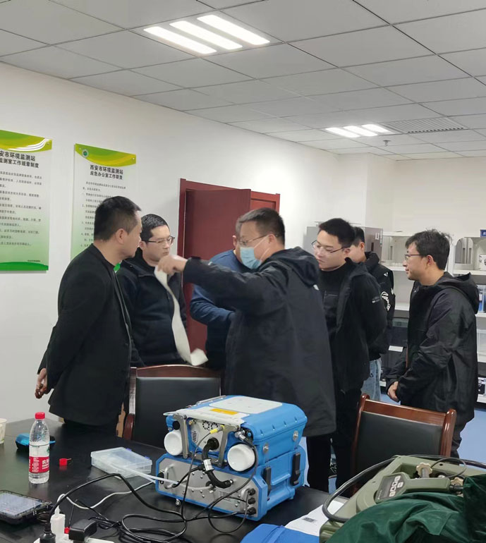 西安市環(huán)境監(jiān)測站PF-300交付驗收